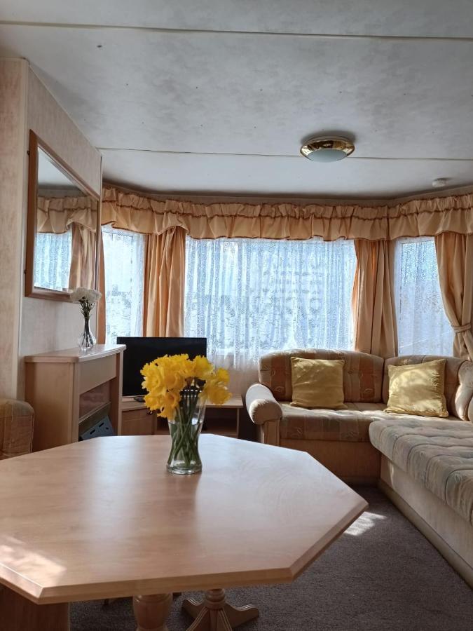 Rhosfeillion Static Caravan Apartman Llangefni Kültér fotó